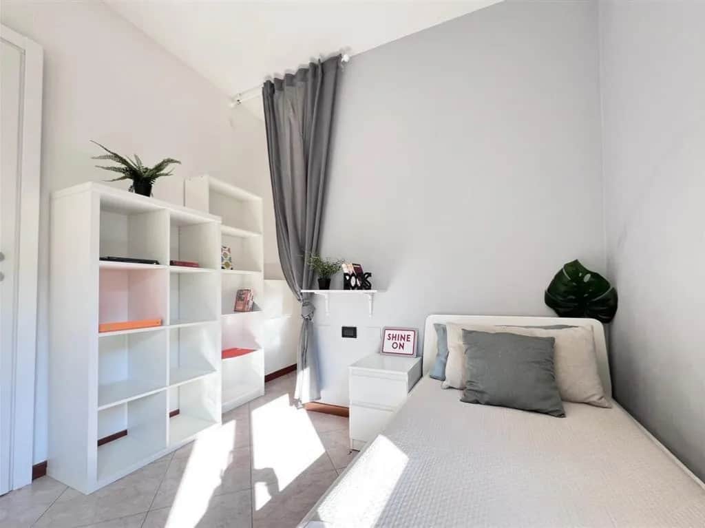 Private room in Bologna