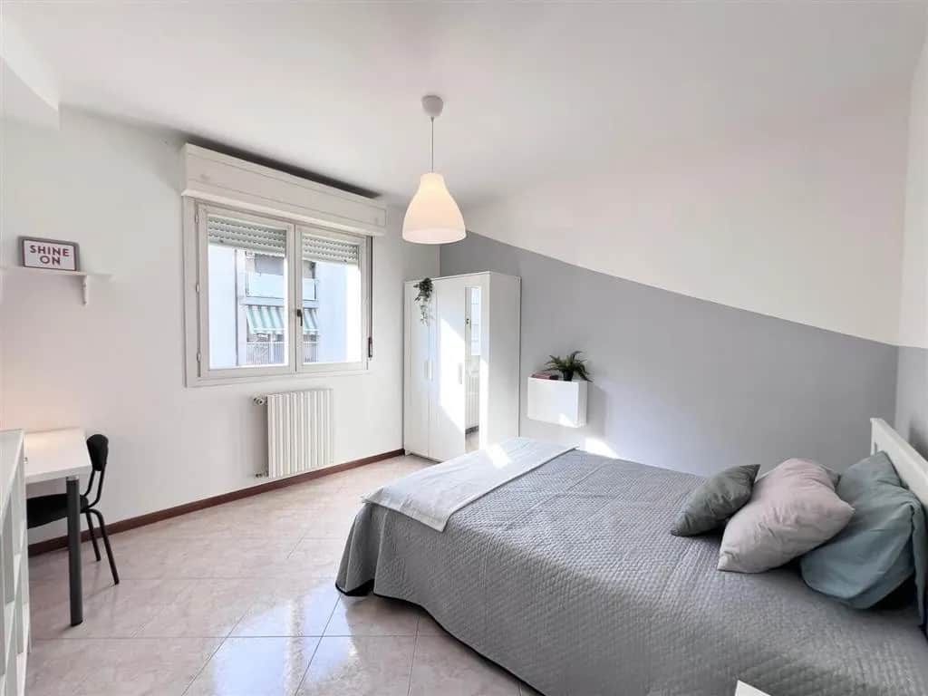 Private room in Bologna