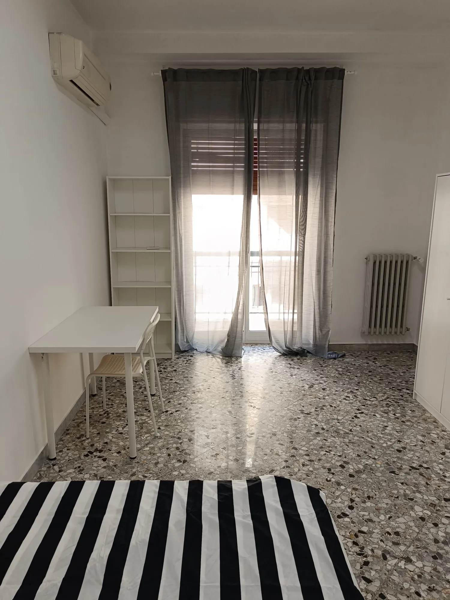Stanza privata a Bari
